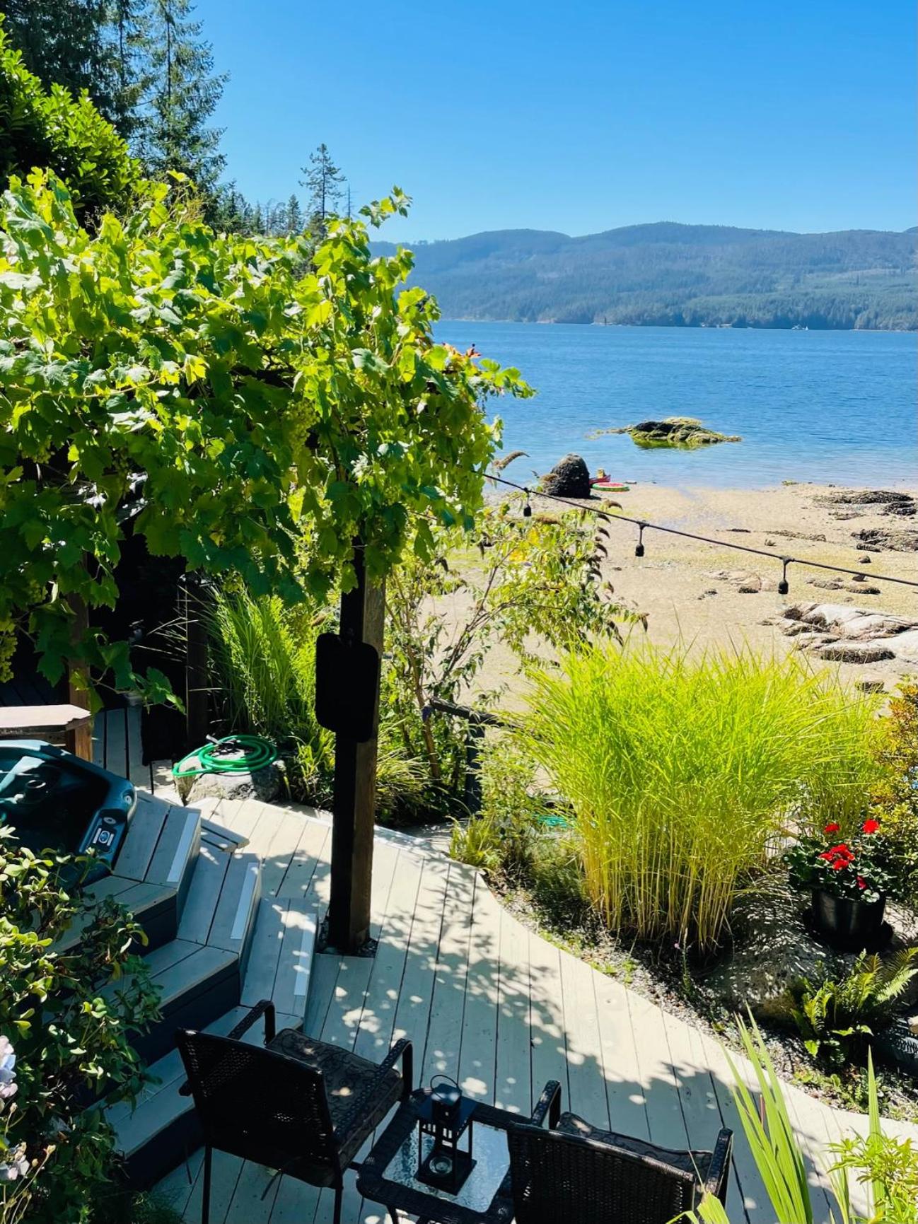 The Tuwanek Bed and Breakfast