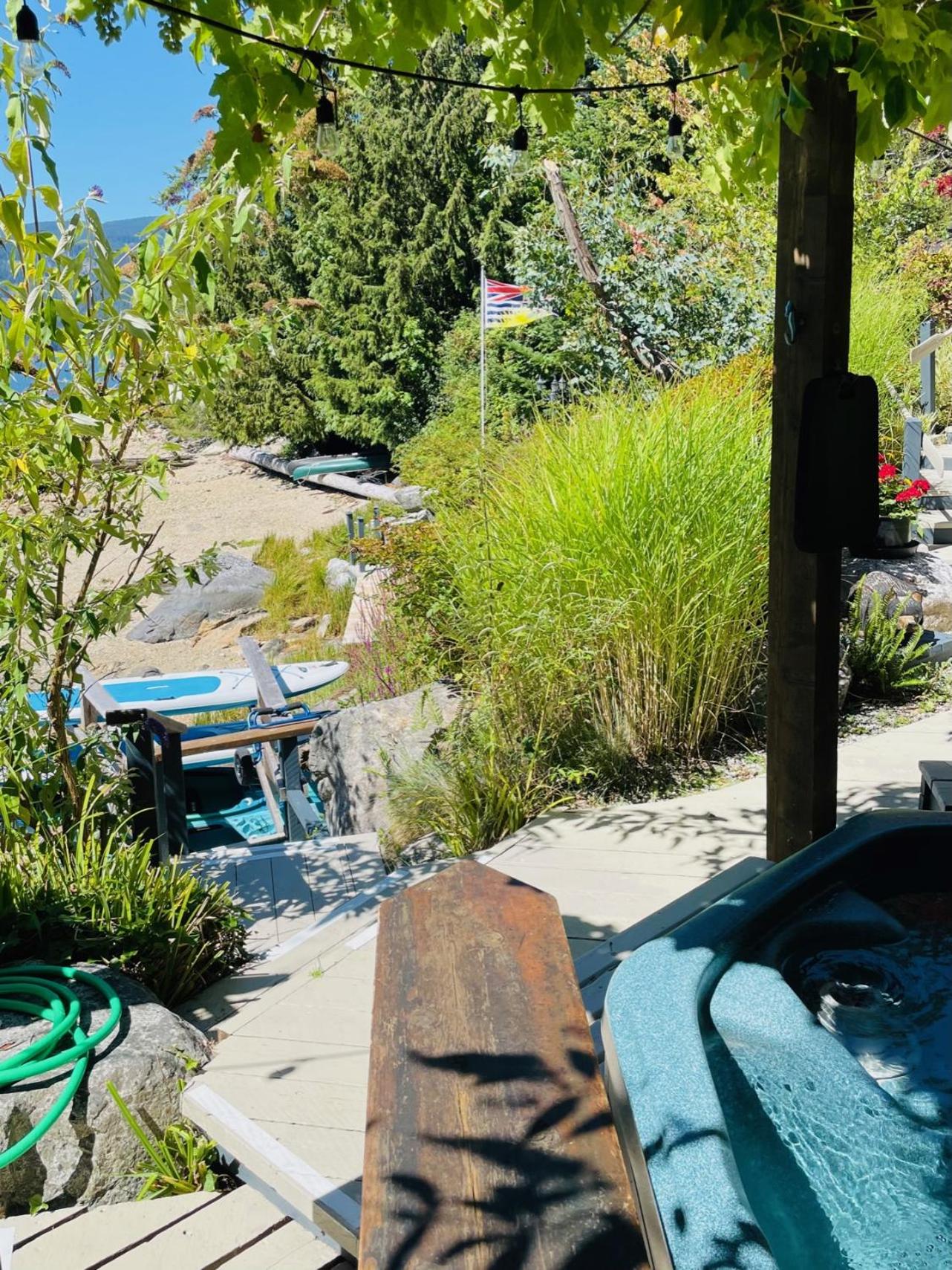 The Tuwanek Bed and Breakfast