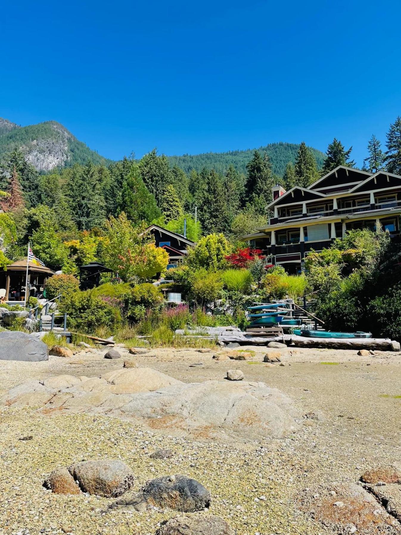 The Tuwanek Bed and Breakfast