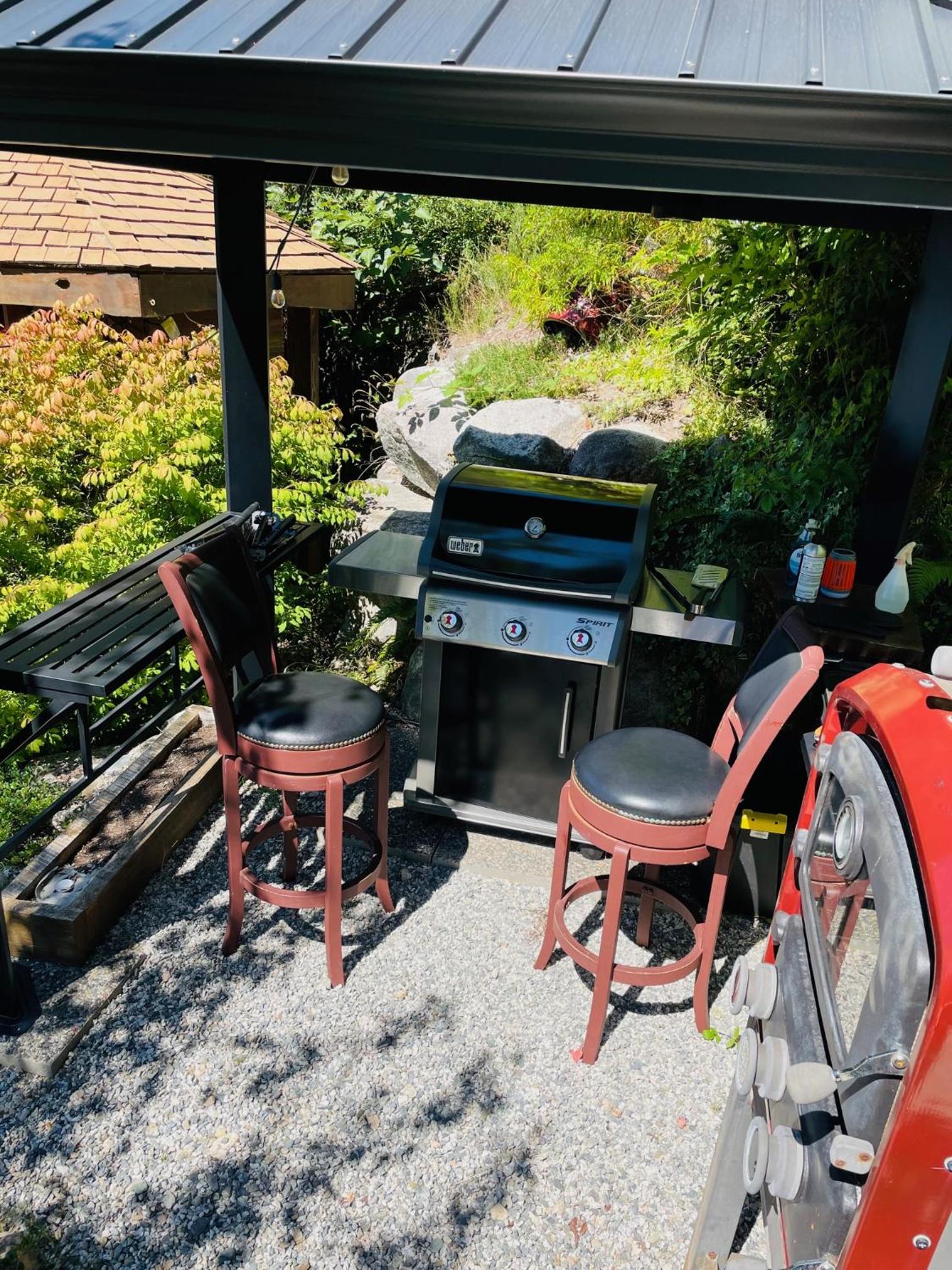 The Tuwanek Bed and Breakfast