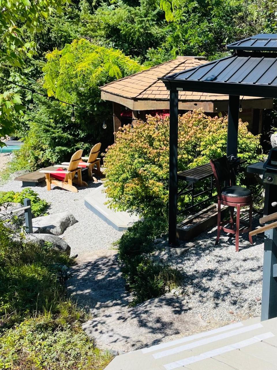 The Tuwanek Bed and Breakfast