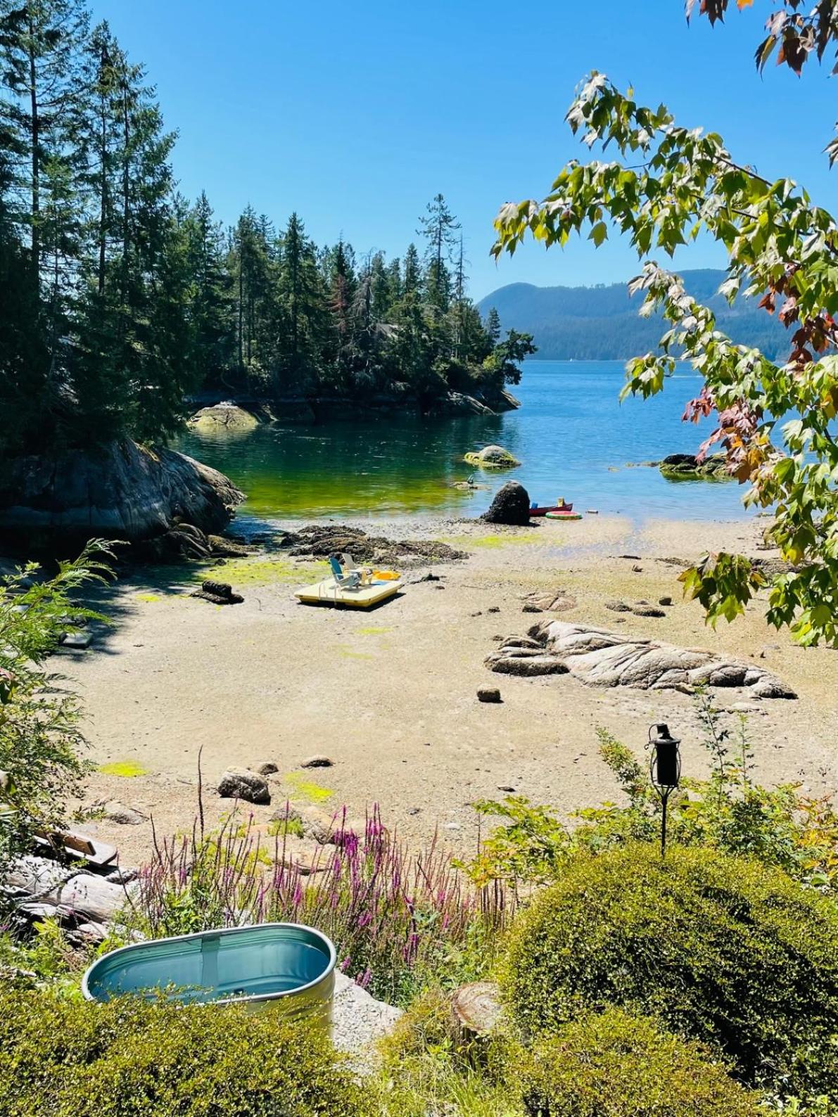The Tuwanek Bed and Breakfast
