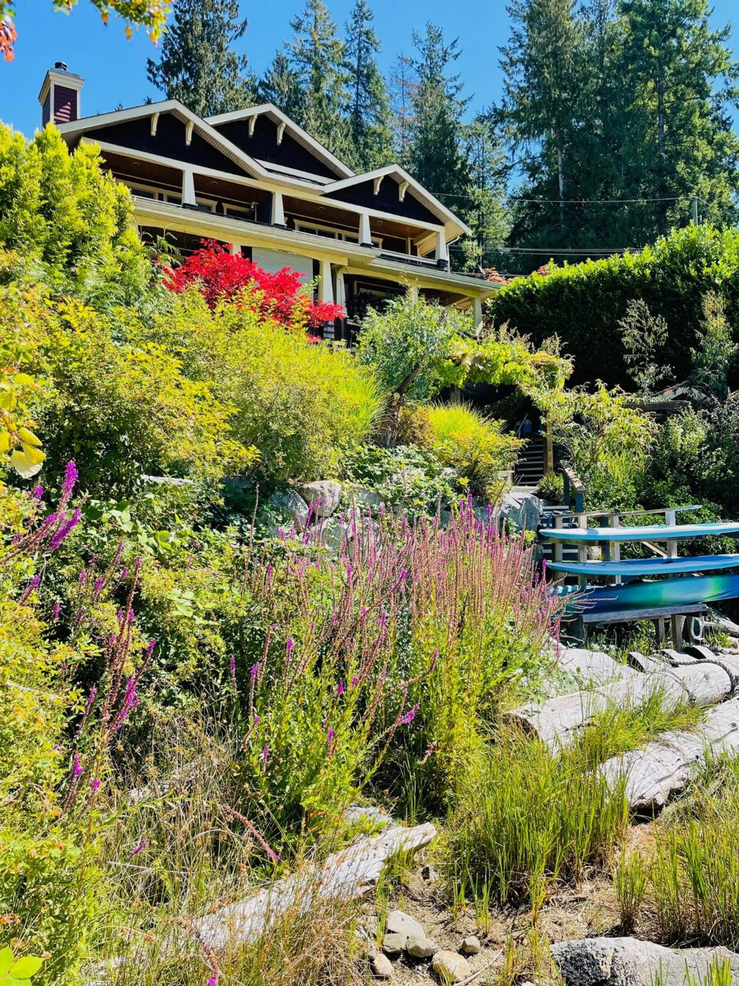 The Tuwanek Bed and Breakfast