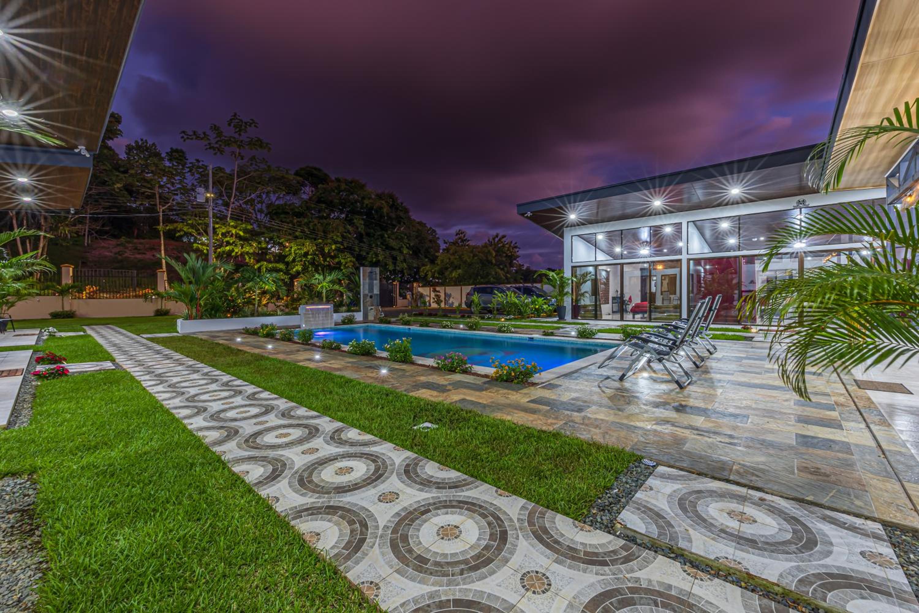 Shalom Chamo Villas