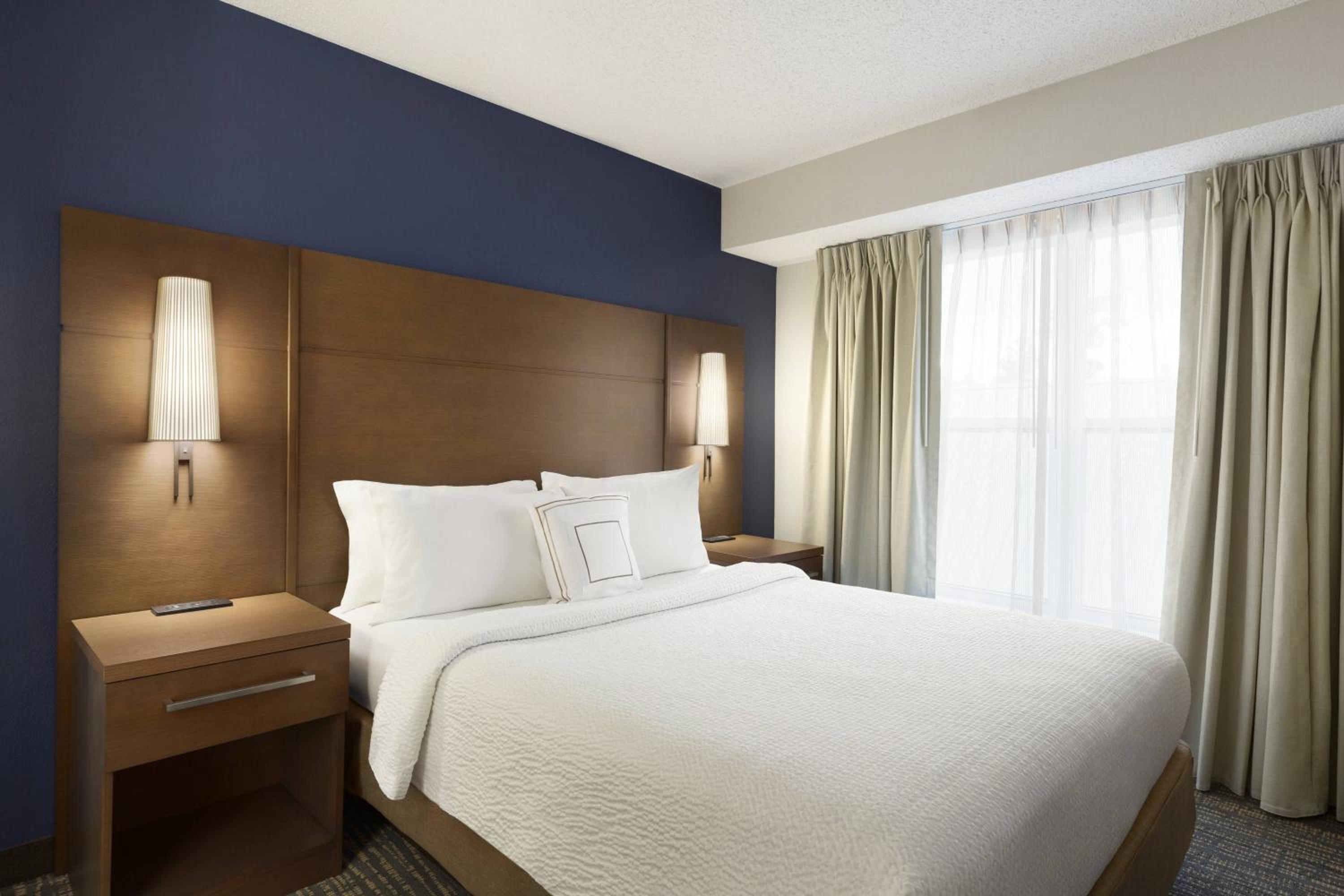 Residence Inn Houston The Woodlands/Market Street - Property Image 16