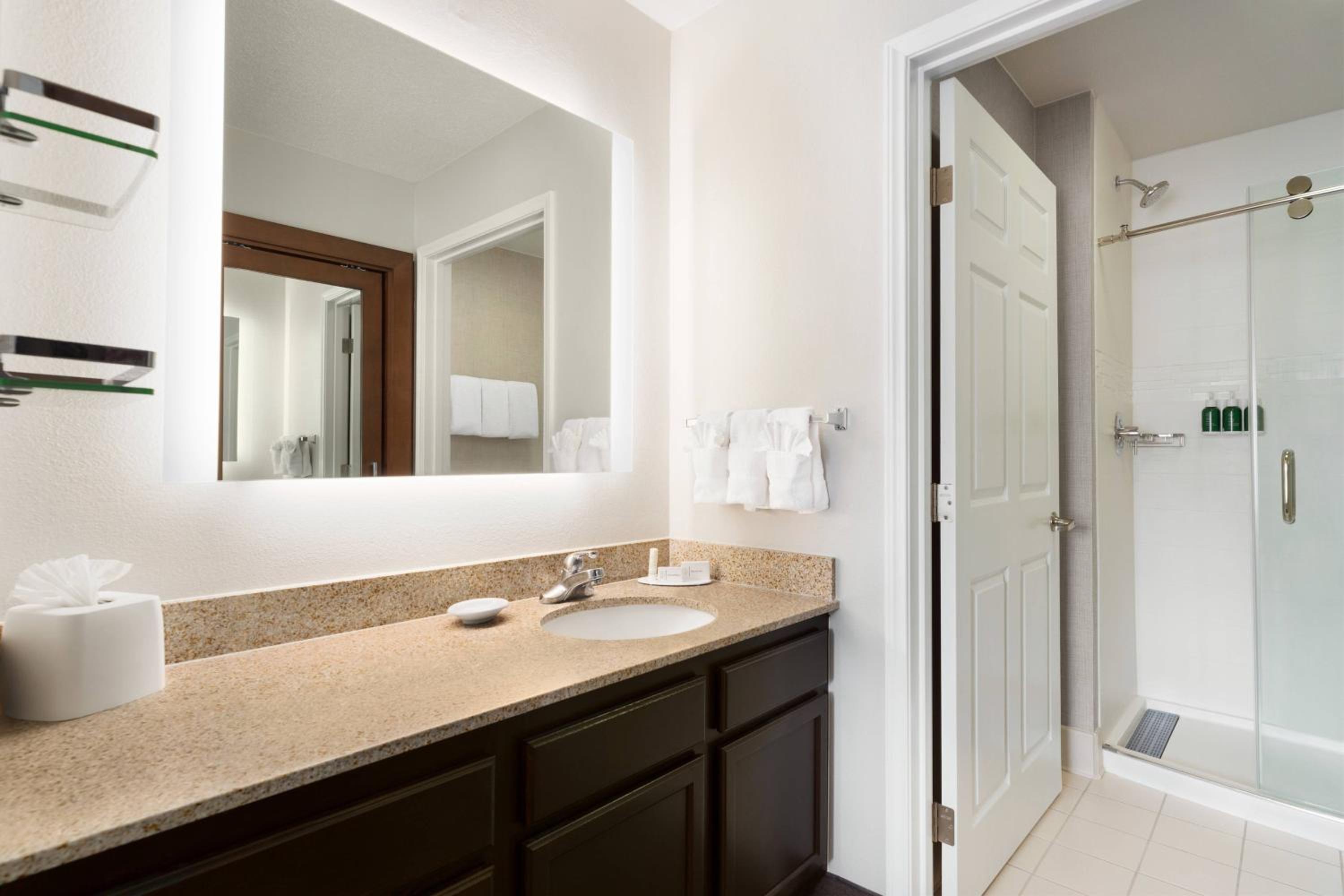Residence Inn Houston The Woodlands/Market Street - Property Image 1