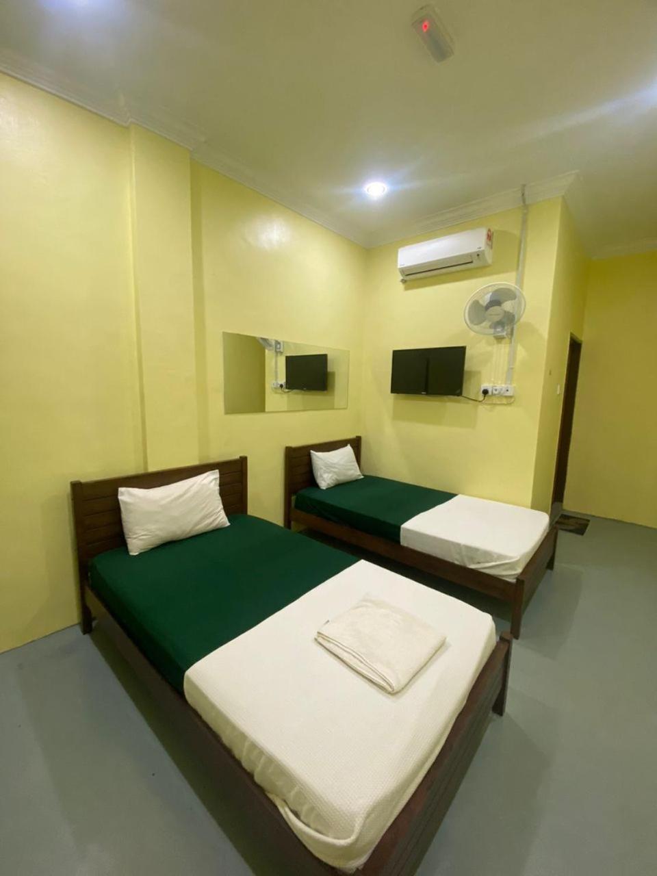 Fadlim Homestay