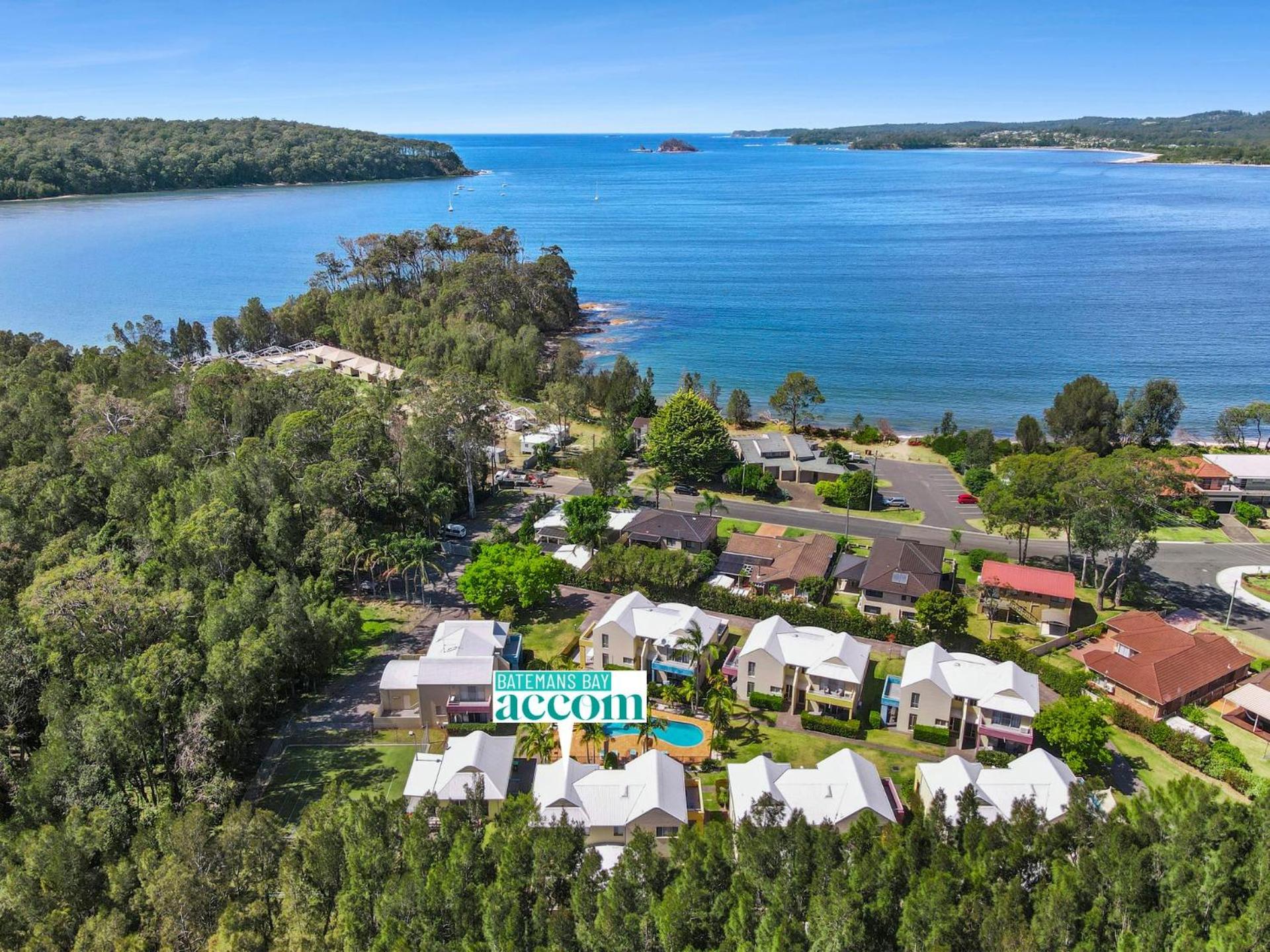 Surfside Villa on Myamba