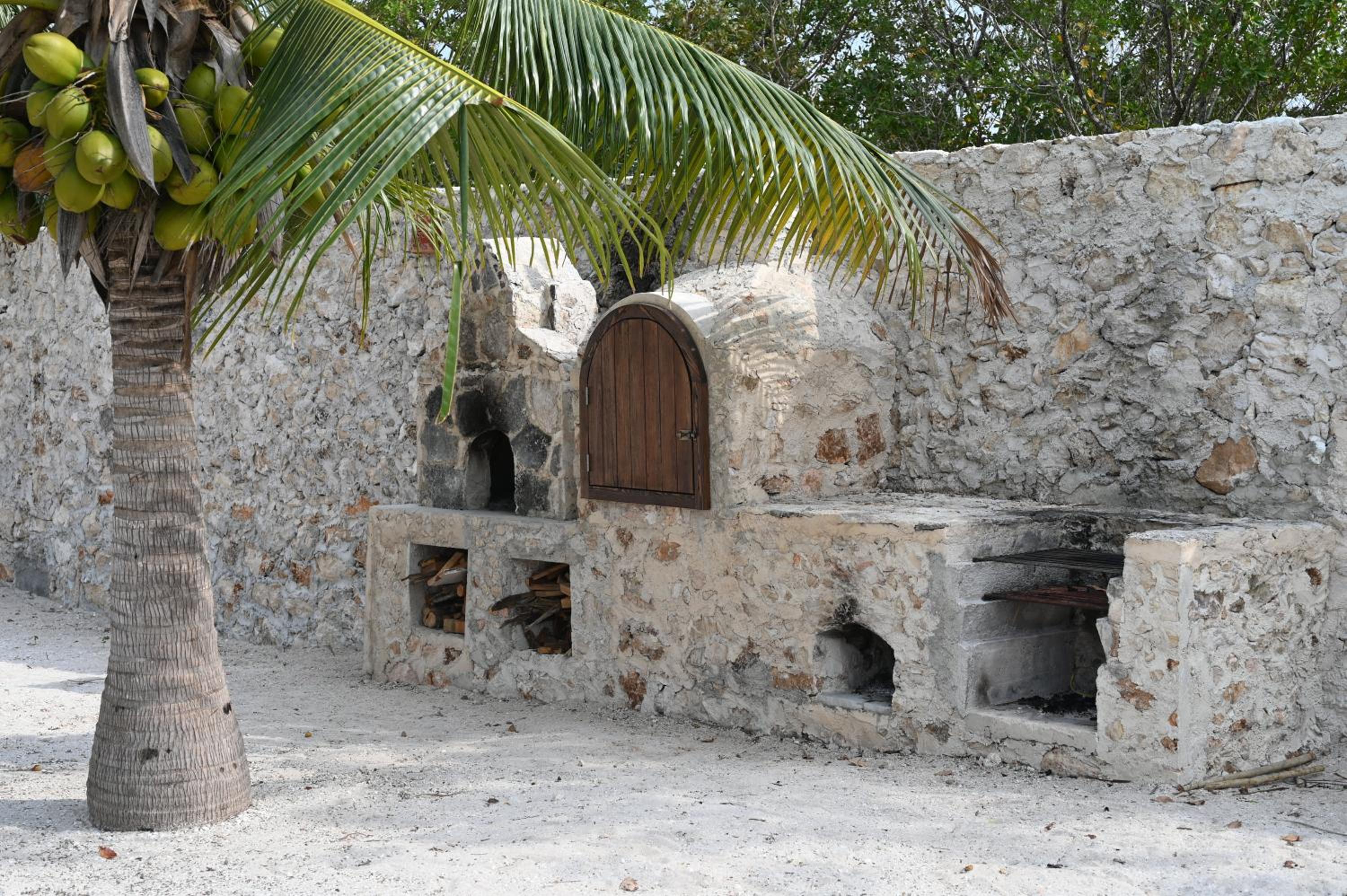 Photo 48