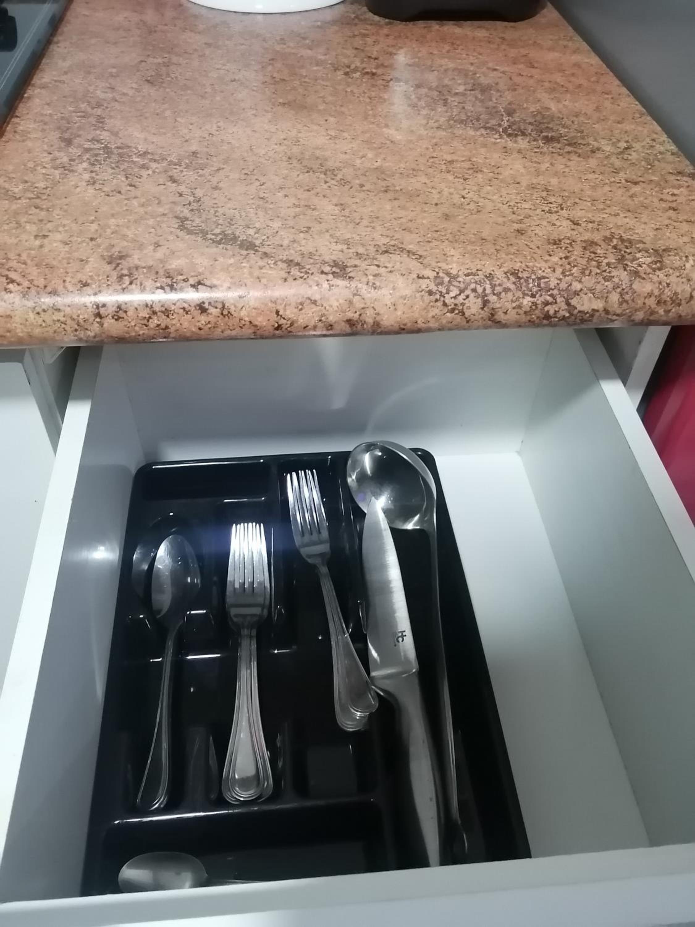casa entera con estacionamiento