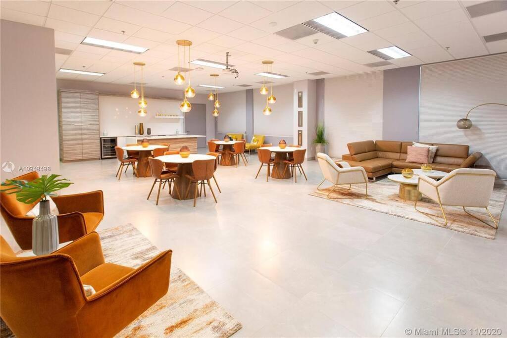 Miami Brickell 3 Bedrooms high ceiling loft