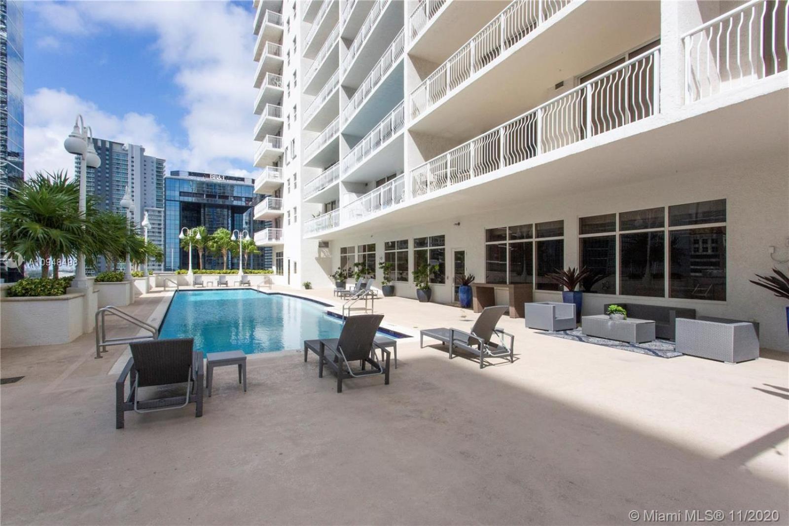 Miami Brickell 3 Bedrooms high ceiling loft