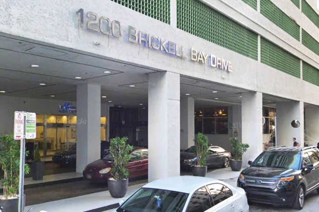 Miami Brickell 3 Bedrooms high ceiling loft