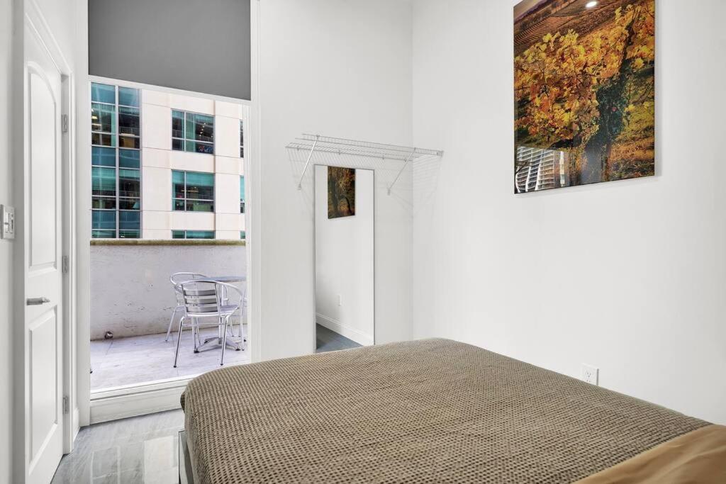 Miami Brickell 3 Bedrooms high ceiling loft