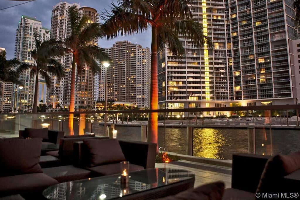 Miami Brickell 3 Bedrooms high ceiling loft