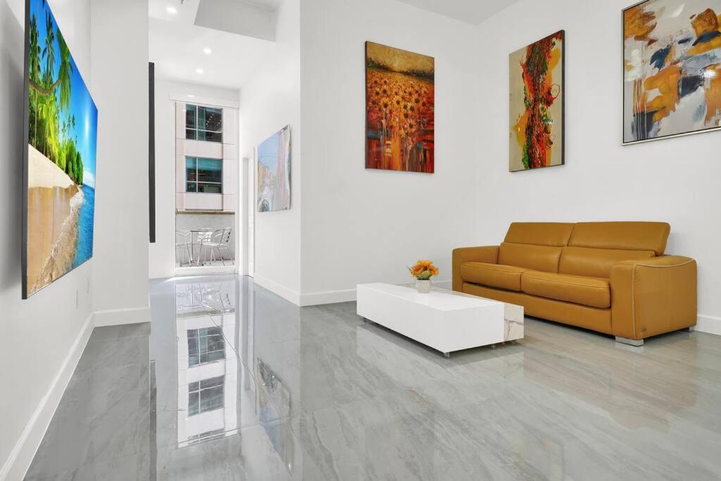 Miami Brickell 3 Bedrooms high ceiling loft