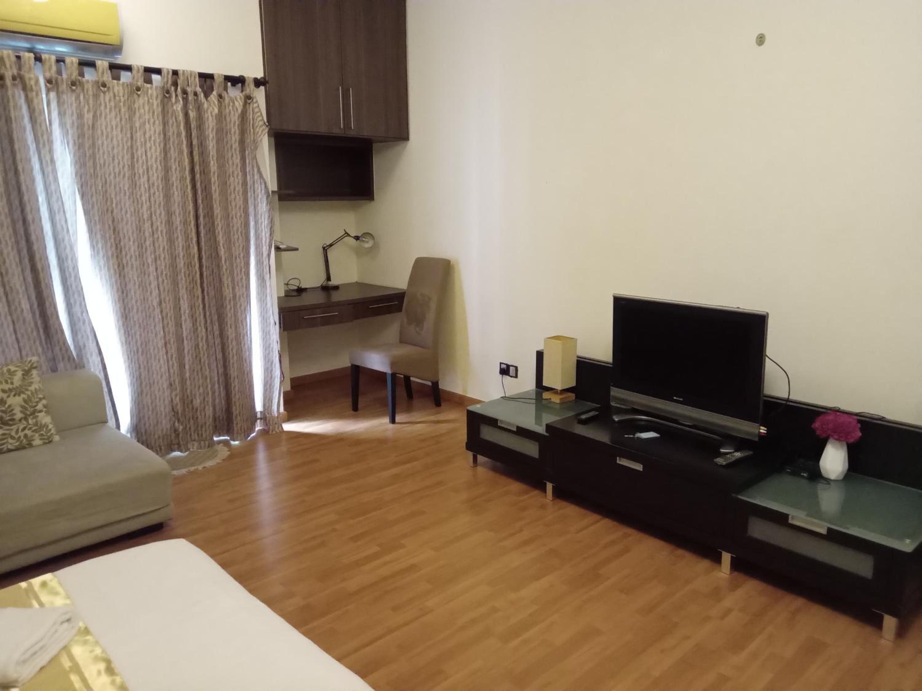Maytower Studio Apartment
