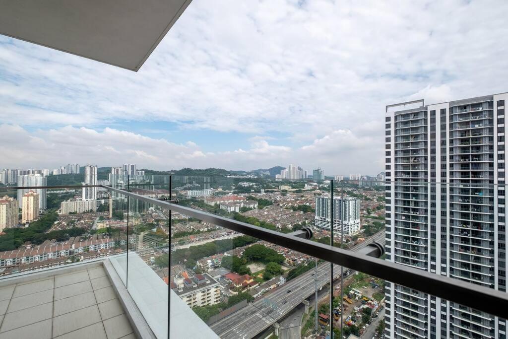 City View Minimalist Wifi100Mbps AboveAEON MITEC UPRC