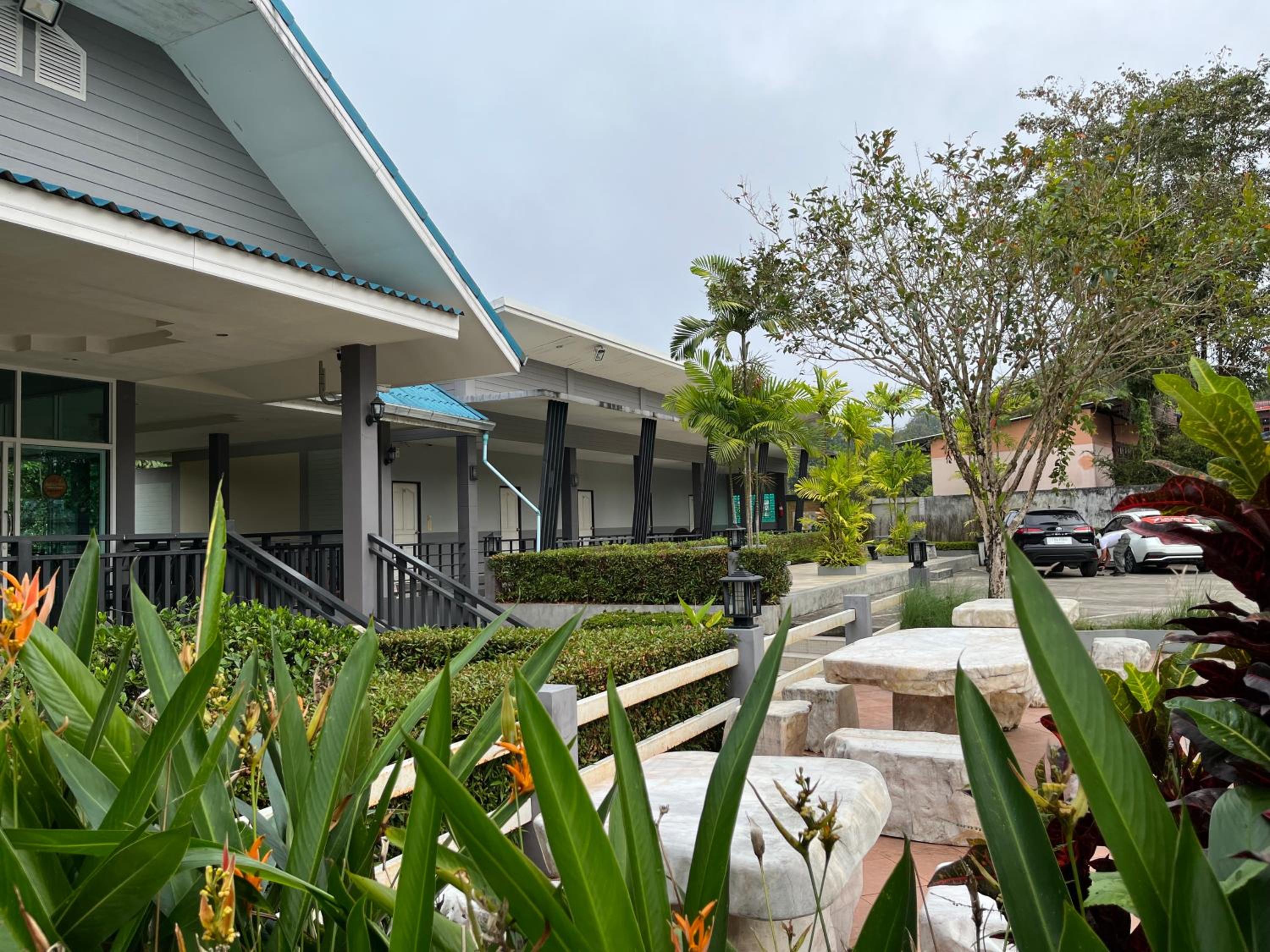 Sangkla Resort