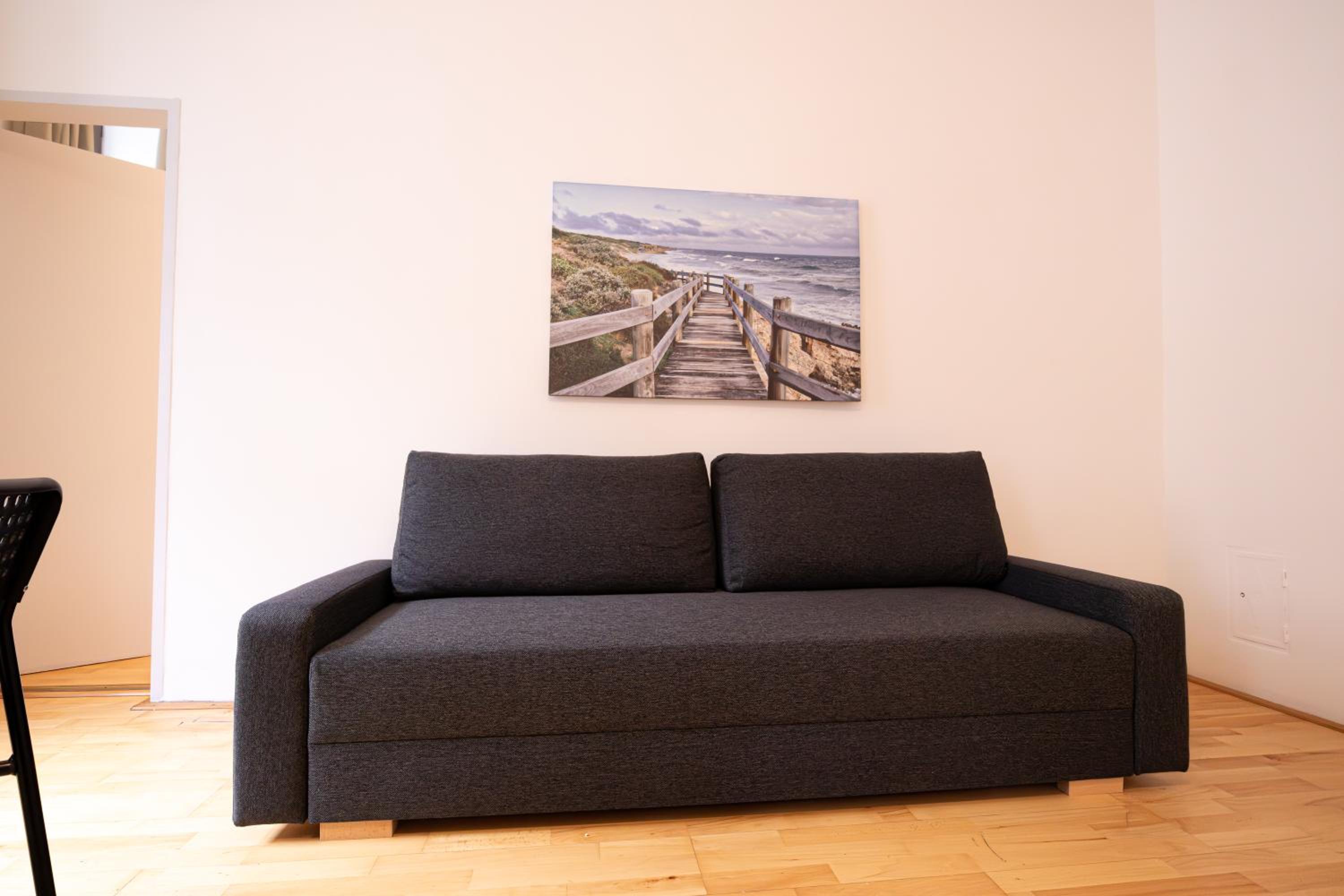 Comfortable 2-Bedroom Apartment in Vienna