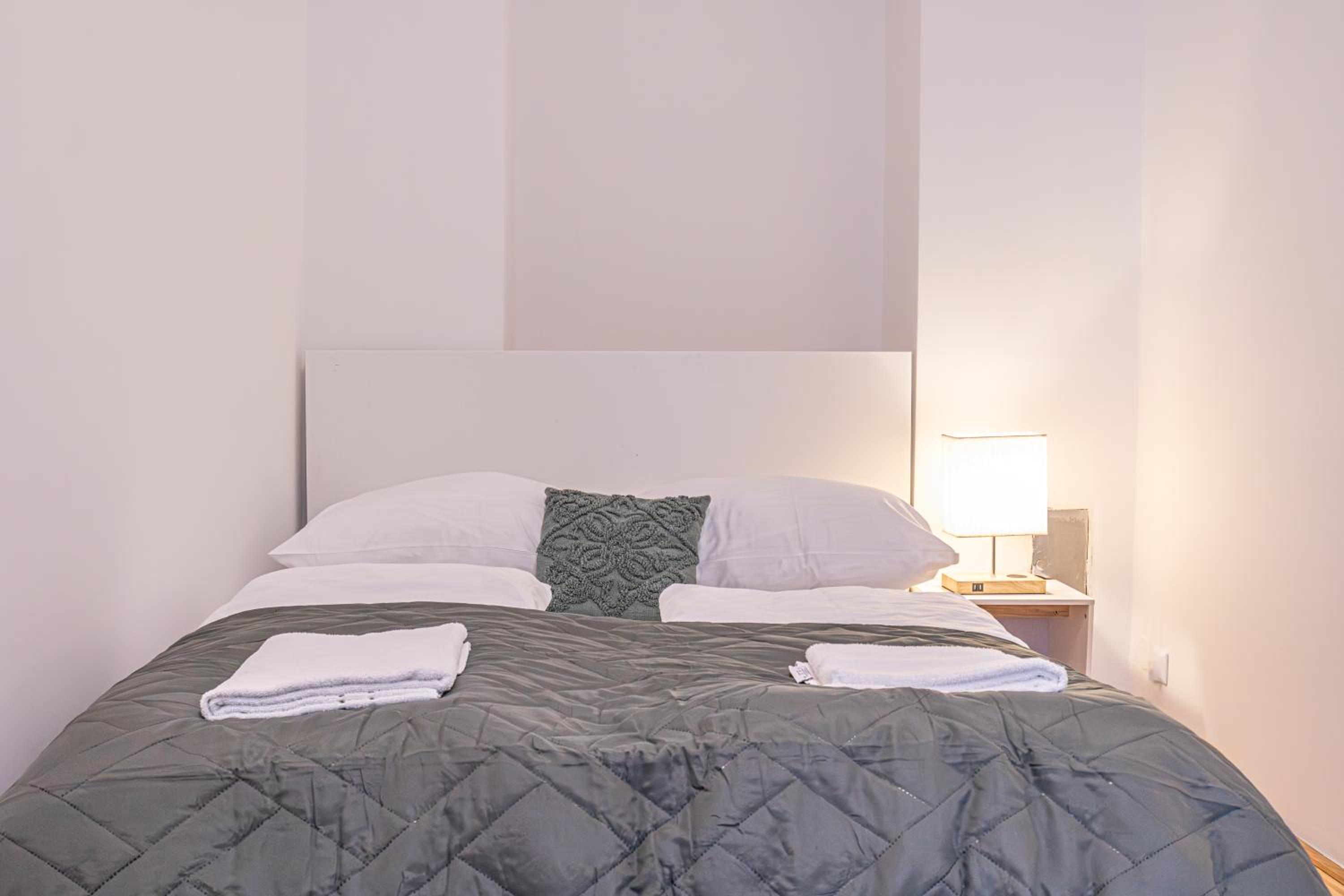 Comfortable 2-Bedroom Apartment in Vienna