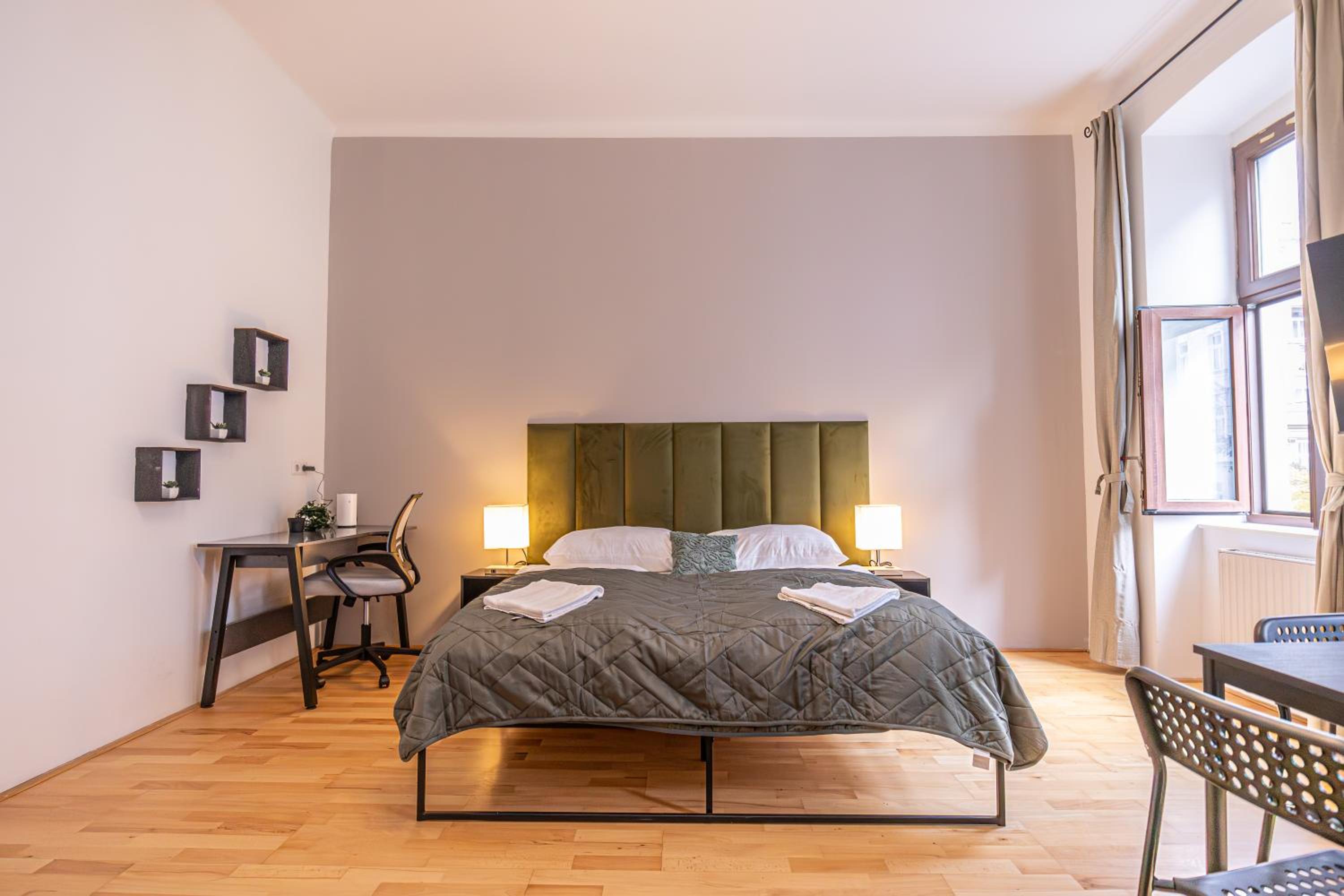 Comfortable 2-Bedroom Apartment in Vienna