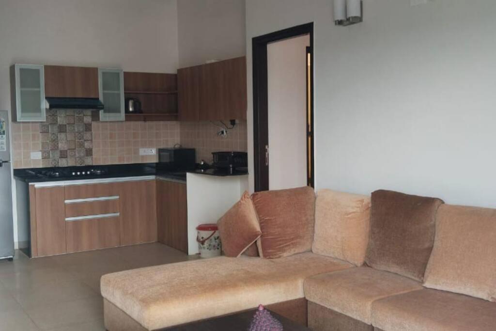 05-JenVin Luxury Homes - Pool view 2bed Apartment, North Goa view 5