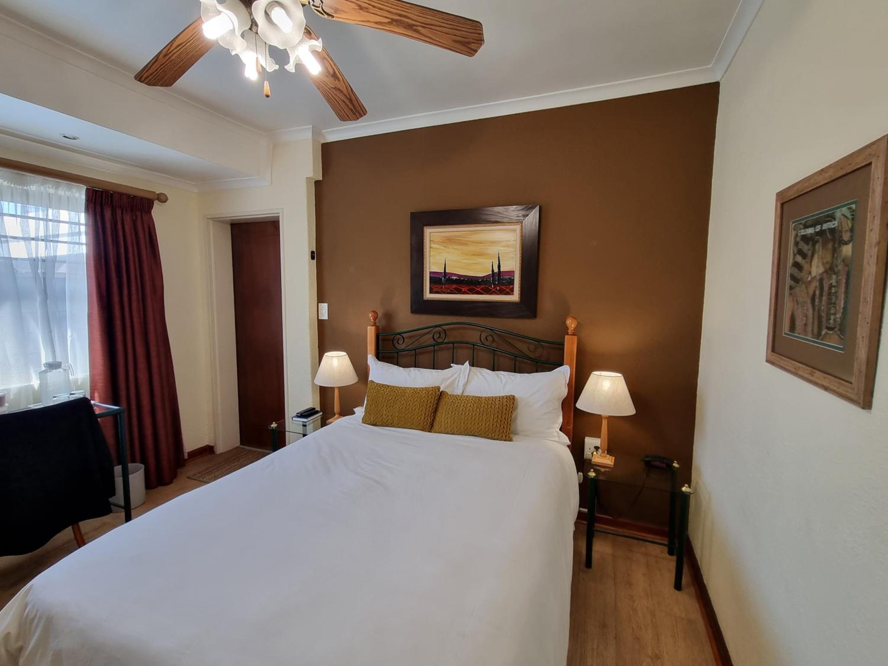 Old Oak Guest House