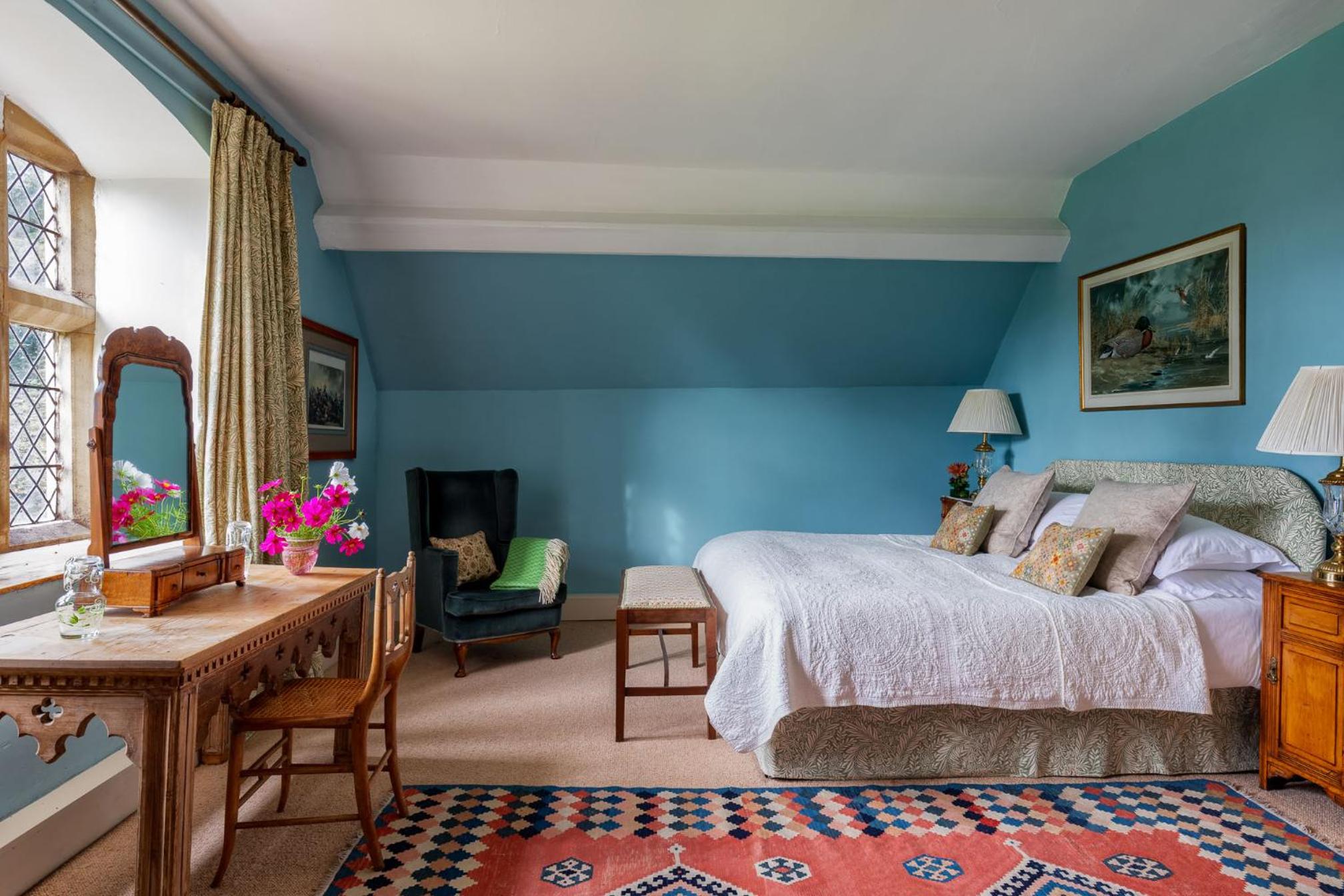 Pentrehobyn Hall sleeps 18