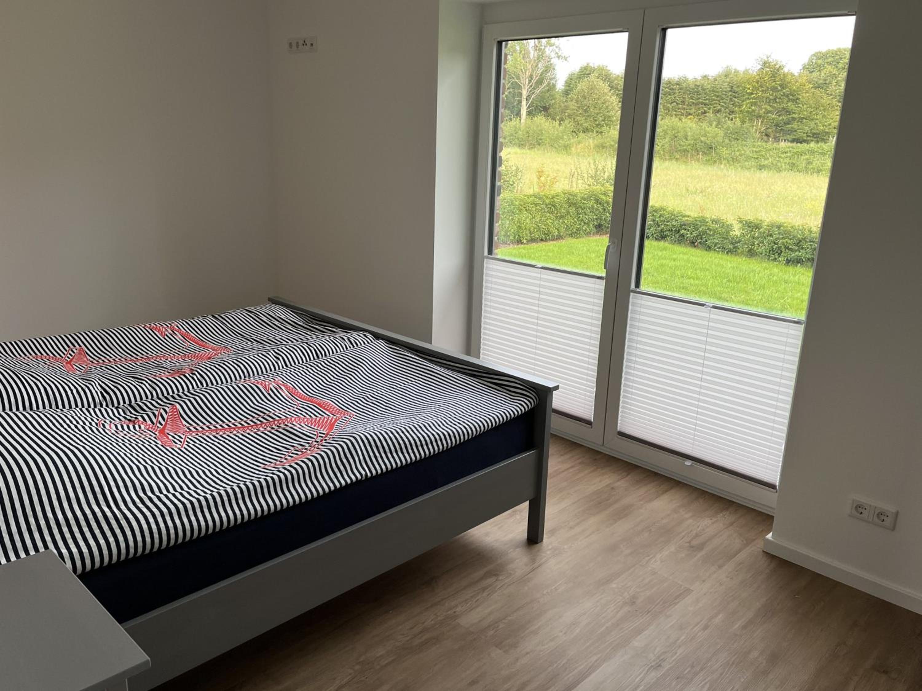 Haacksen - modernes Ferienhaus mit 4 Schlafzimmern, Garten und Grill