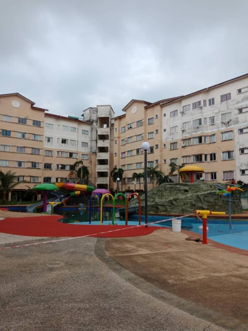Tiara Beach Resort Cozy Studio Apartment photo 8
