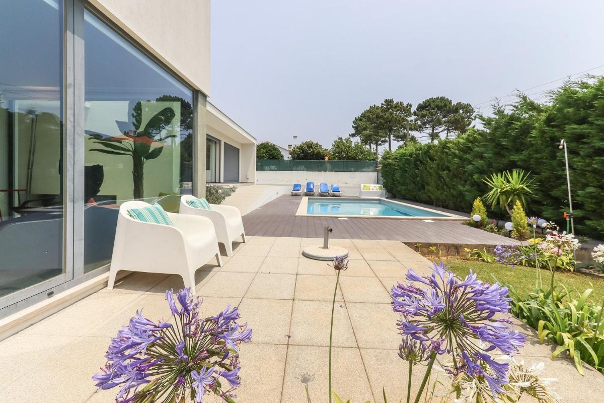 Sesimbra Concept Villa by Homing view 4