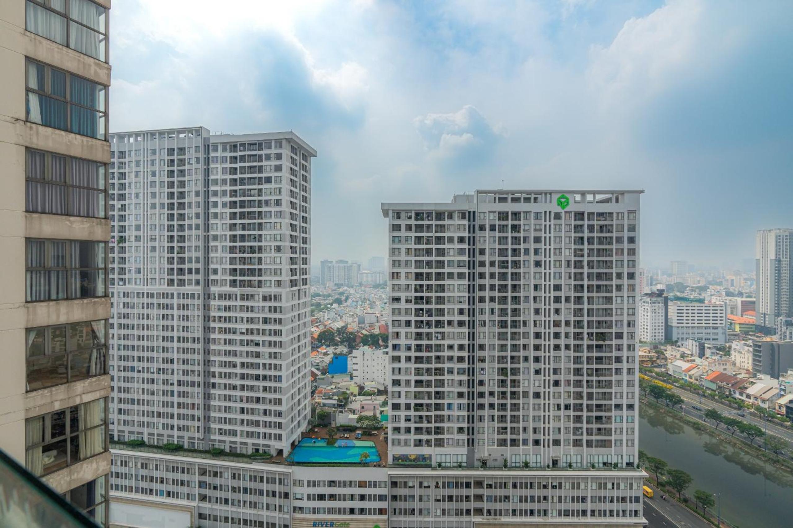 Millennium Luxury Apartment with Central location