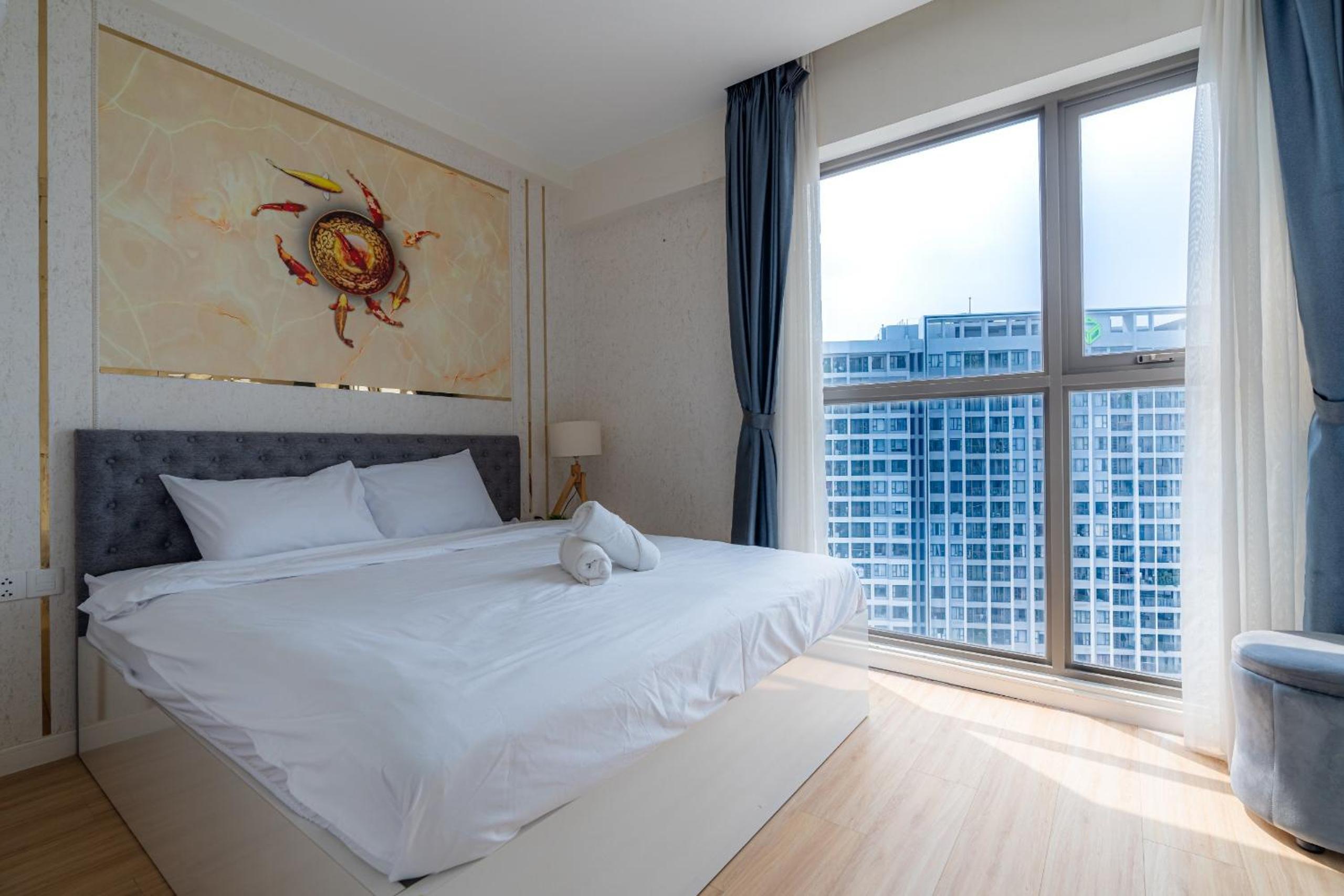 Millennium Luxury Apartment with Central location