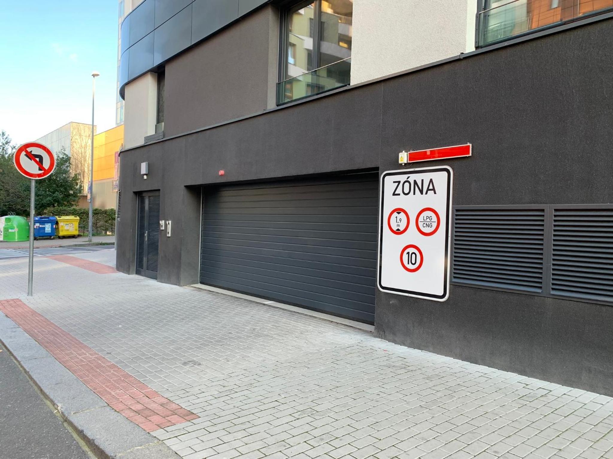VIT Apartment - Free Parking - O2 Arena