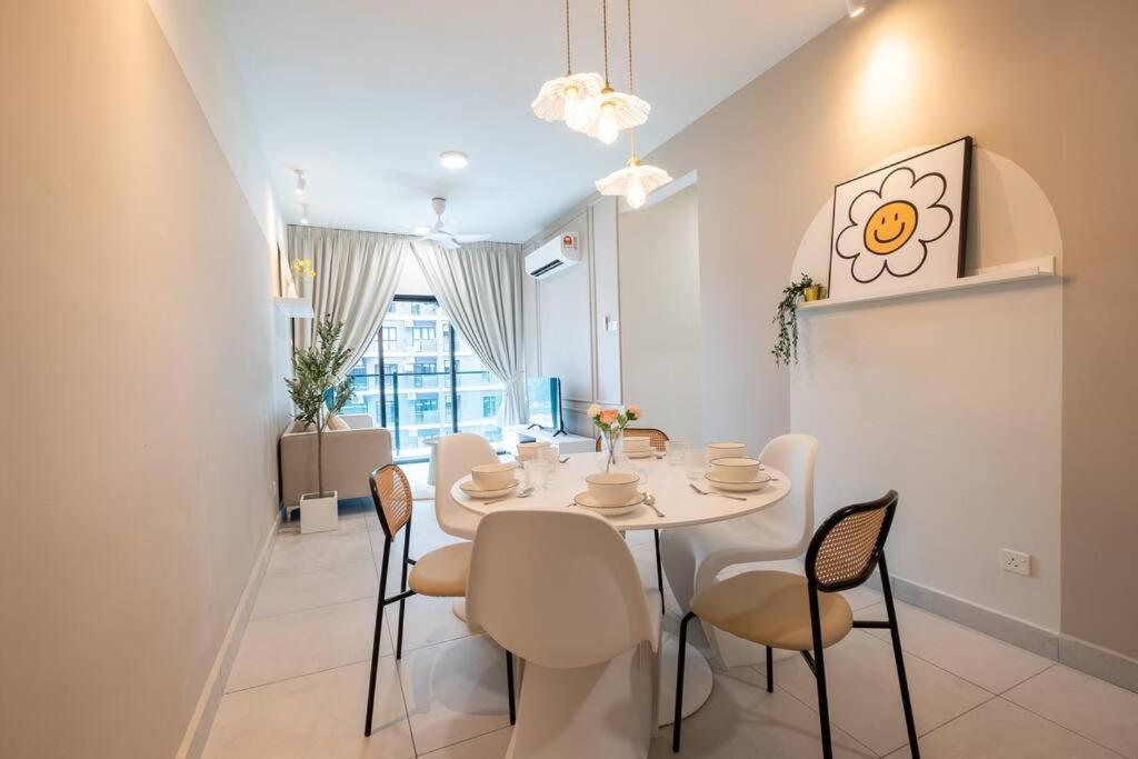 Majestic Maxim Amazing Homestay by Feel Home Malaysia