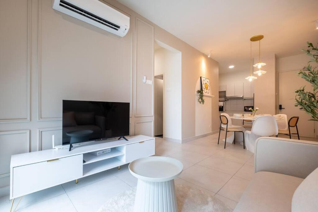 Majestic Maxim Amazing Homestay by Feel Home Malaysia