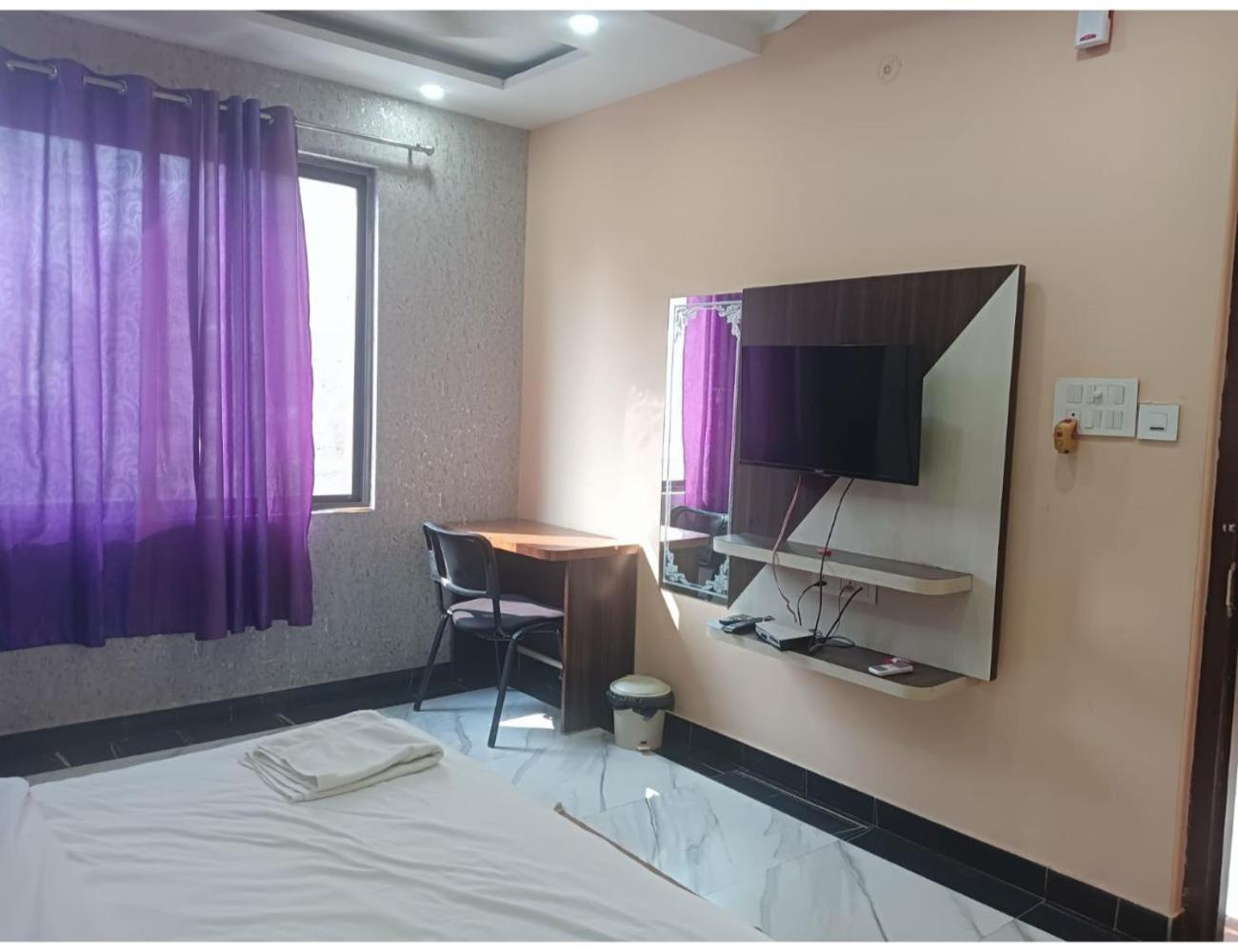 Photo 12