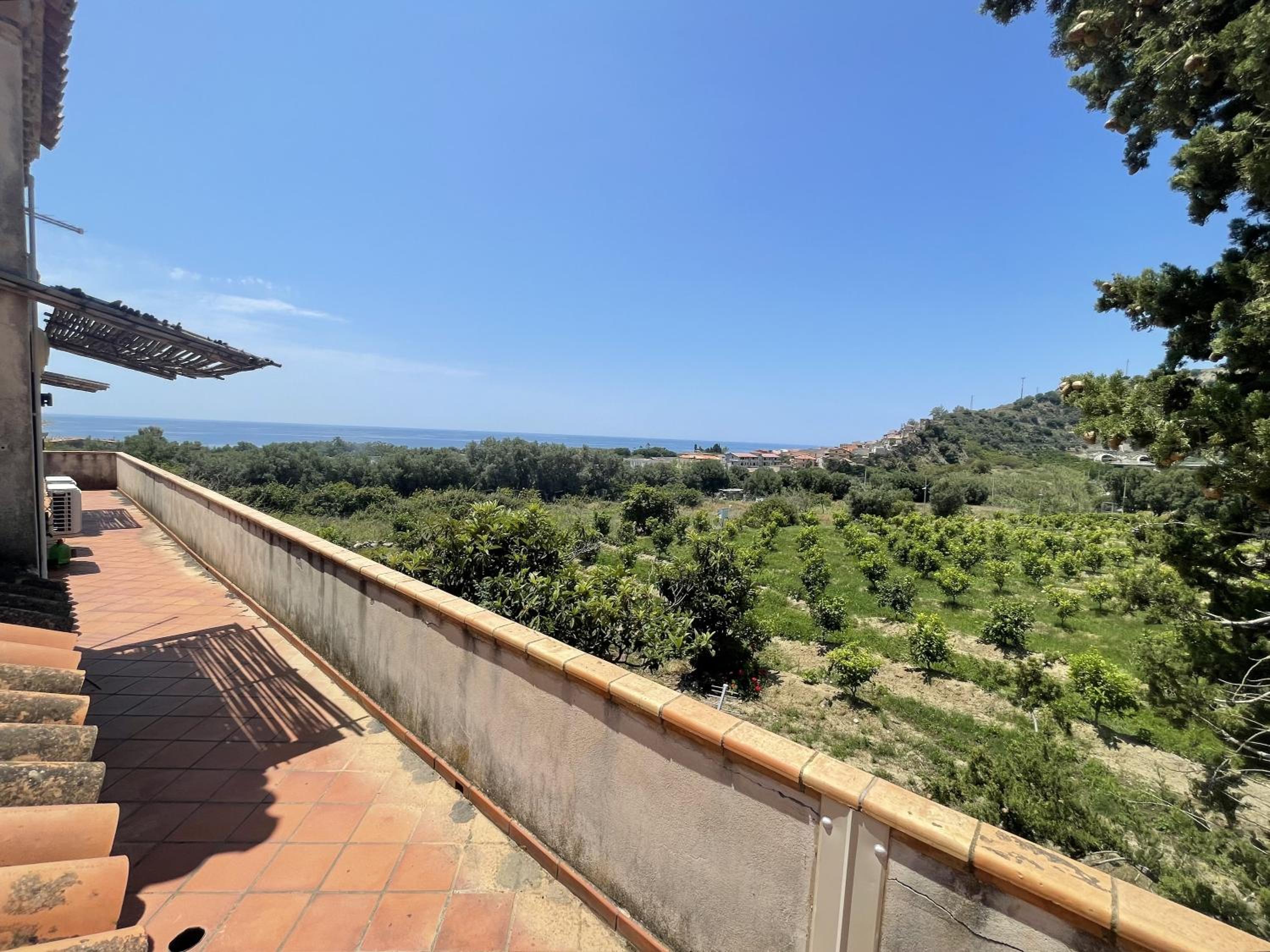 Tenuta baronale jò - sant'elia 4 view 2