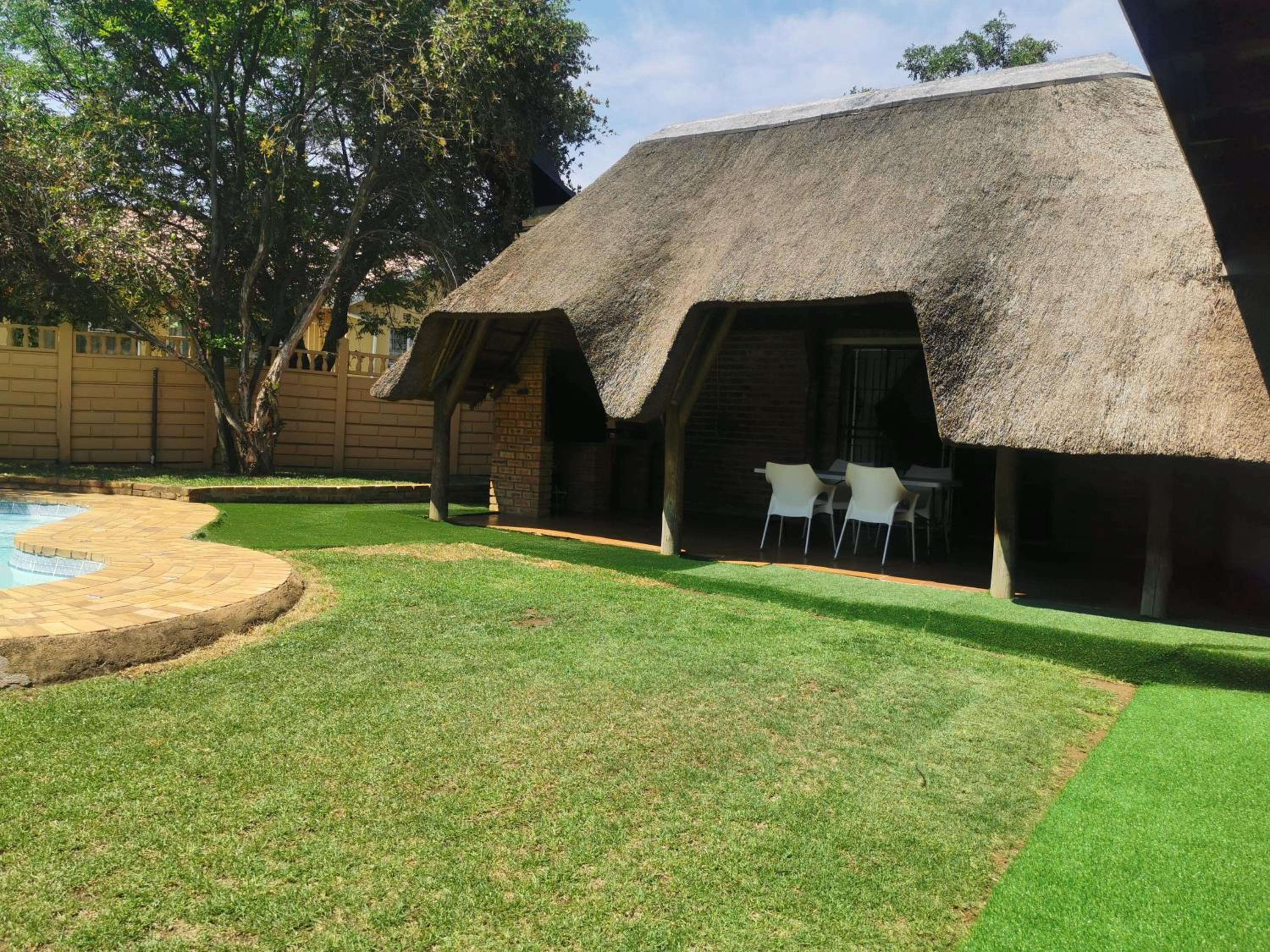 Stunning 2 Bedrooms and 2 Bathroom No loadshedding