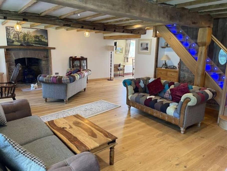 Bedlwyncoch Farmhouse
