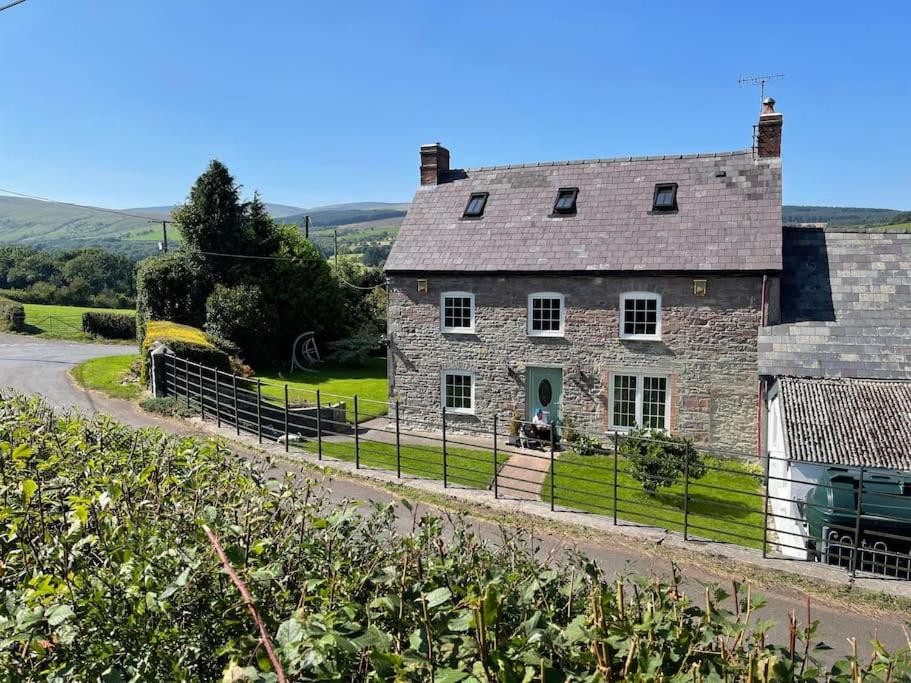 Bedlwyncoch Farmhouse
