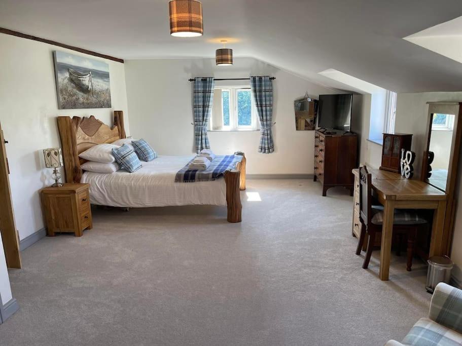 Bedlwyncoch Farmhouse