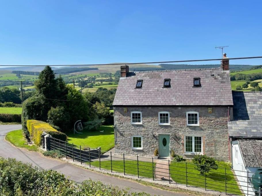 Bedlwyncoch Farmhouse