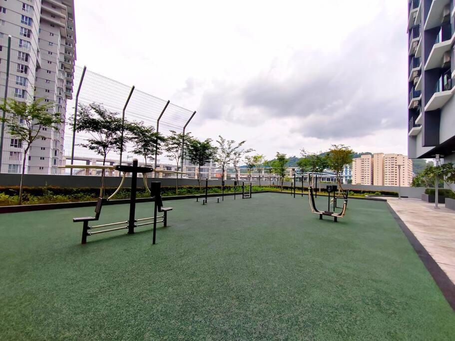 Maxim Majestic 3BR Connaught MRT