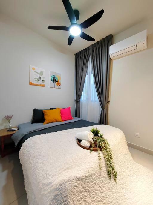 Maxim Majestic 3BR Connaught MRT