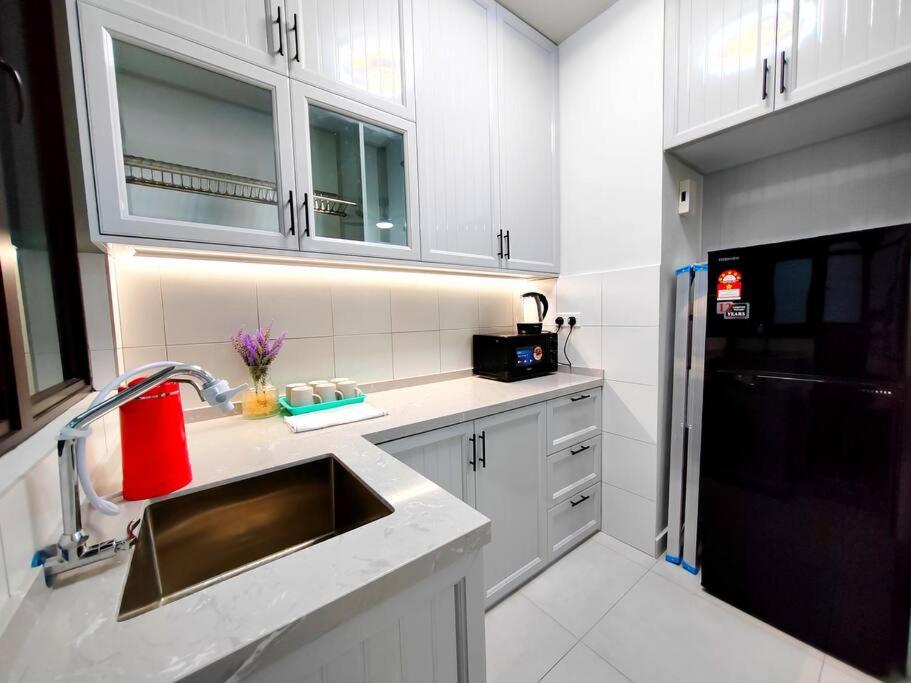 Maxim Majestic 3BR Connaught MRT