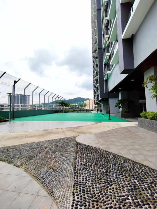 Maxim Majestic 3BR Connaught MRT