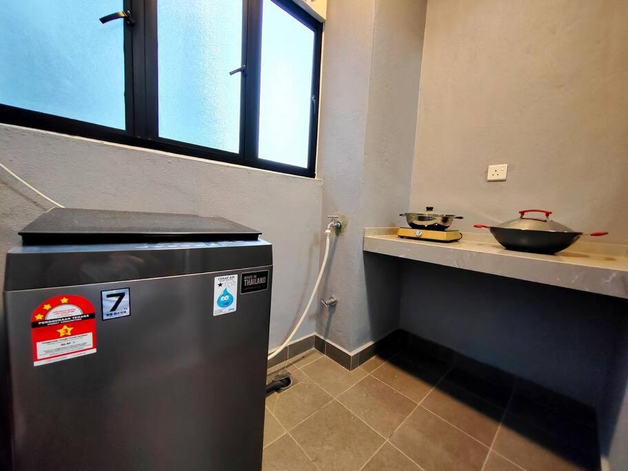 Maxim Majestic 3BR Connaught MRT