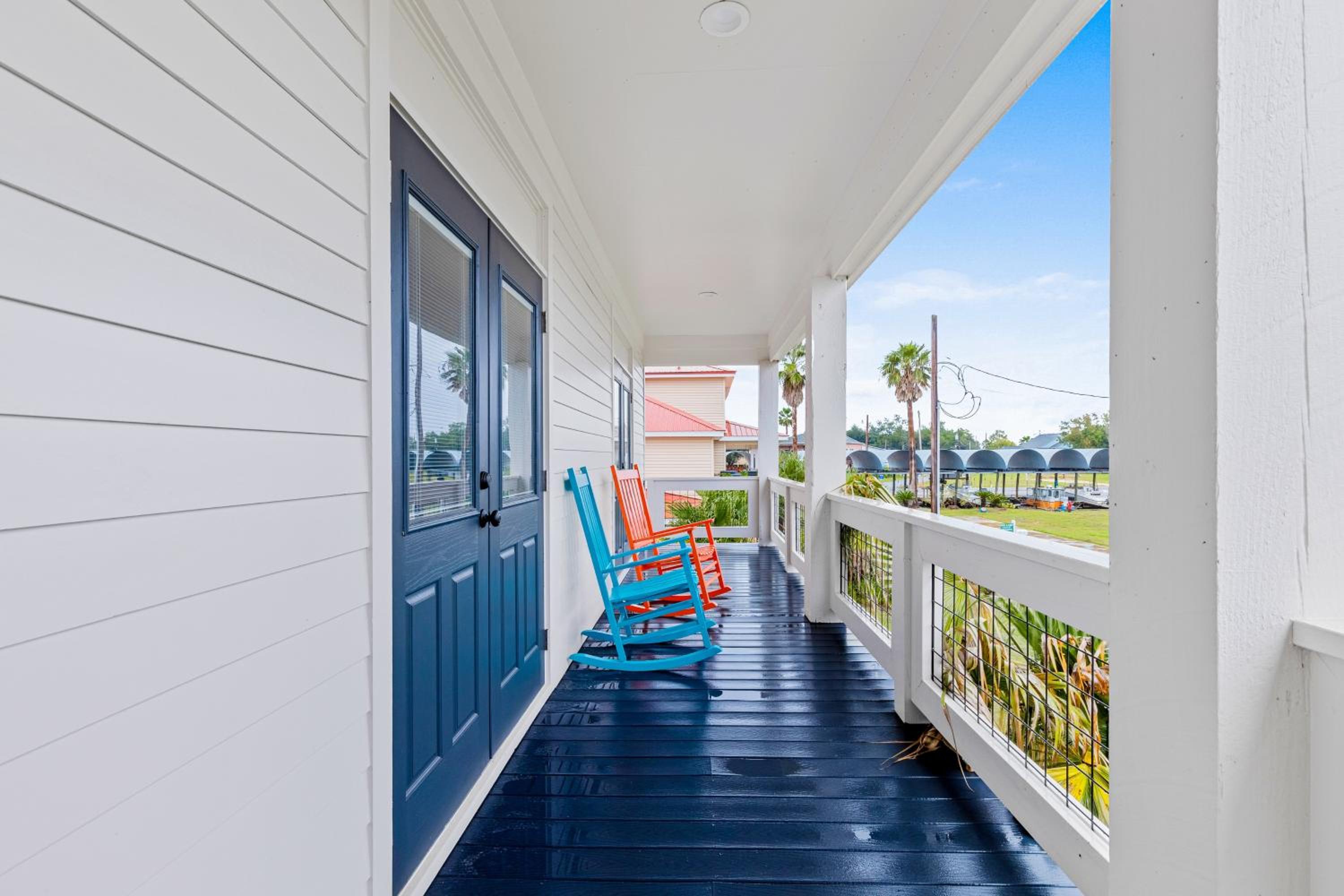 Bring Your Boat! Lake Charles Home with Dock and Lift